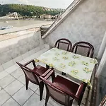 Vigado Square Panorama شقة *