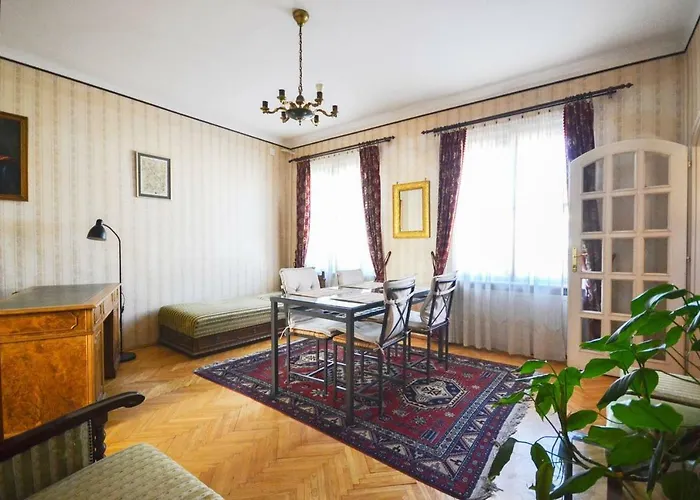 Vigado Square Panorama * Budapesta