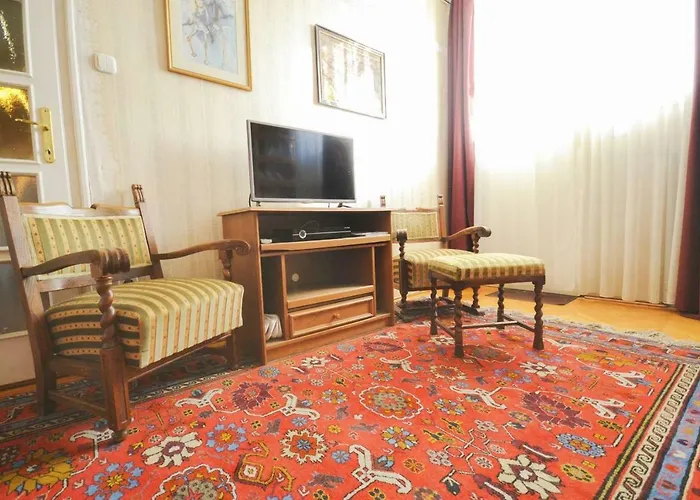 Vigado Square Panorama